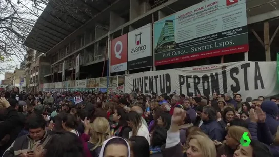Celebración de la cadena perpetua a seis argentinos por cometer crímenes contra la humanidad durante la dictadura  Celebración de la cadena perpetua a seis argentinos por cometer crímenes contra la humanidad durante la dictadura