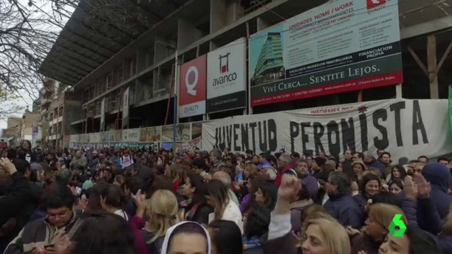 Celebraci&oacute;n de la cadena perpetua a seis argentinos por cometer cr&iacute;menes contra la humanidad durante la dictadura 