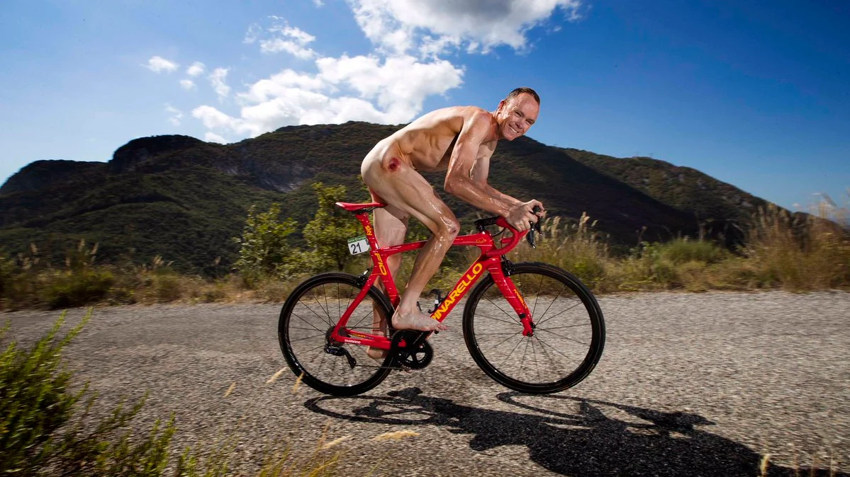 Chris Froome, en su bicicleta