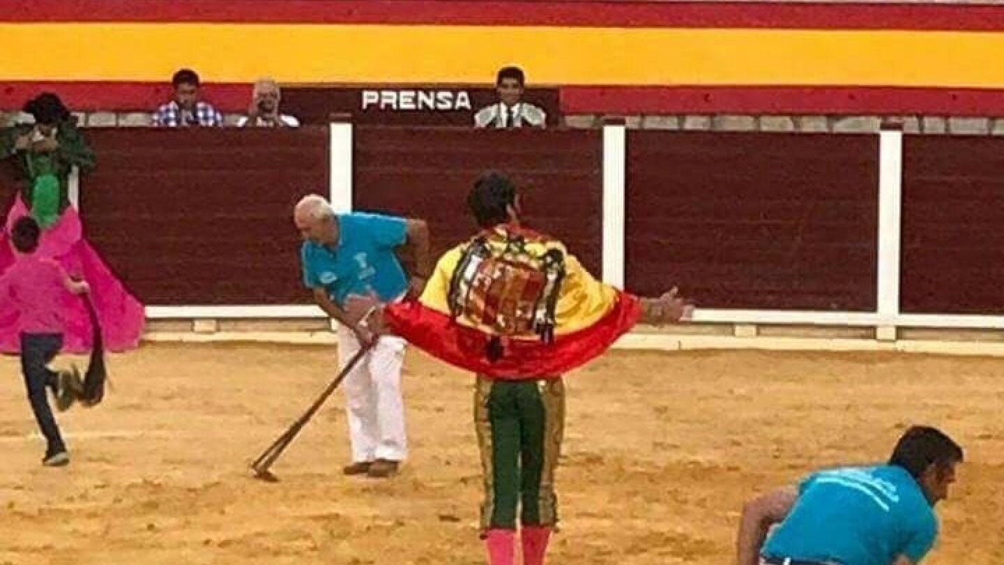 Padilla, con la bandera franquista