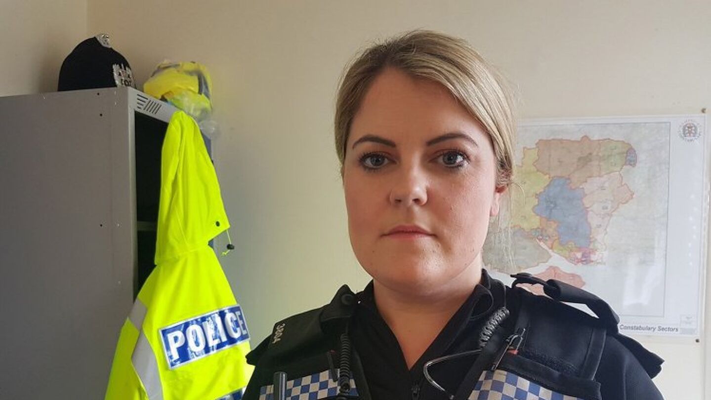 Danielle Ruzewicz, la polic&iacute;a herida