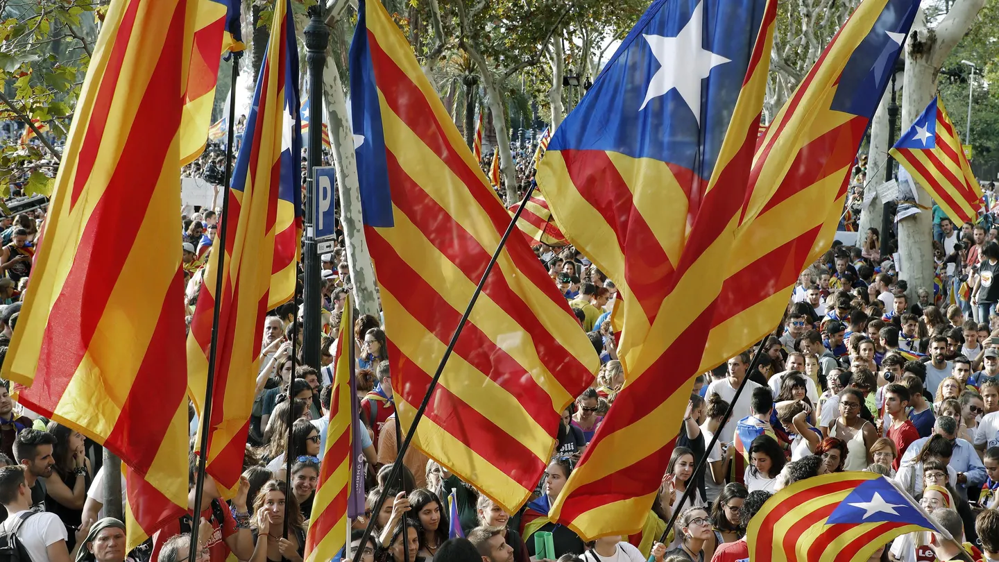 Manifestantes a favor del referéndum en Cataluña Manifestantes a favor del referéndum en Cataluña