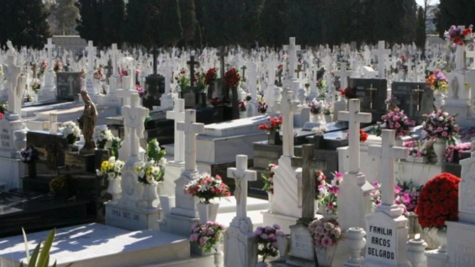 Cementerio de Sevilla, donde está enterrado el padre de la demandante.