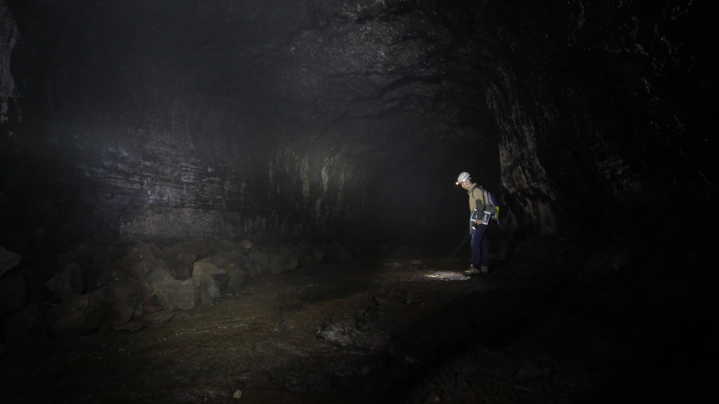 Cueva Cueva