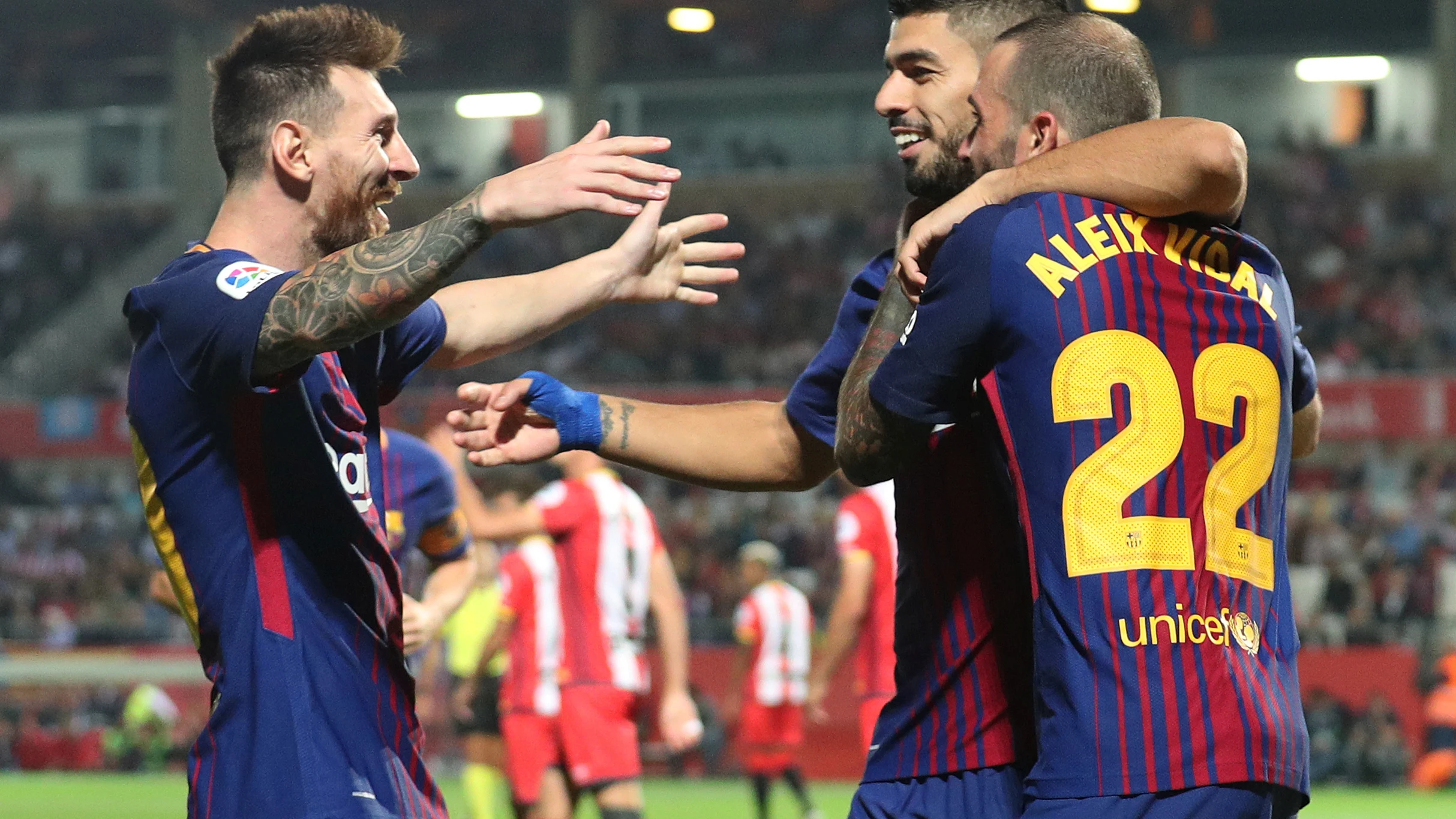 Los jugadores del Barcelona celebran su segundo gol ante el Girona