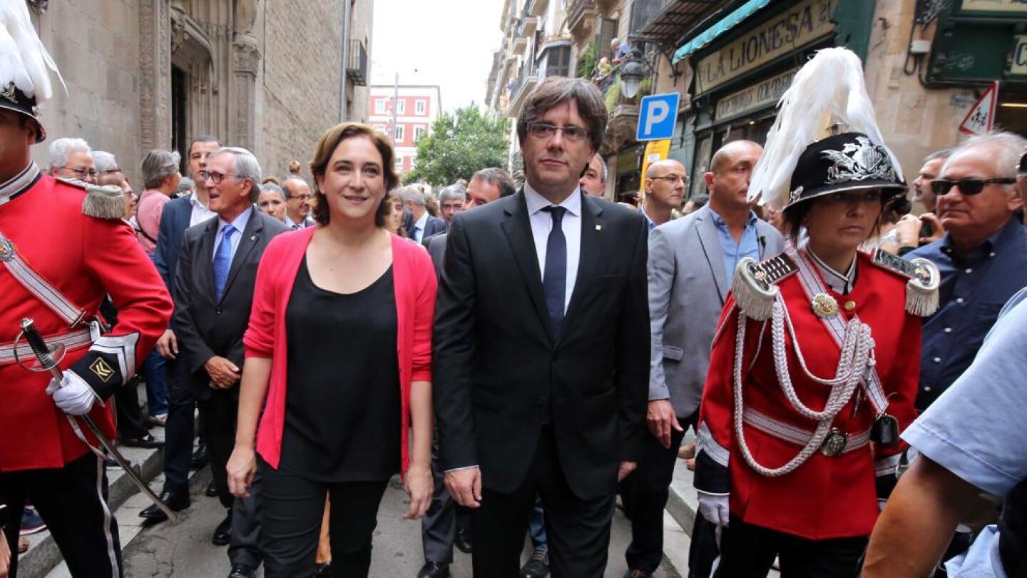 Ada Colau y Carles Puigdemont