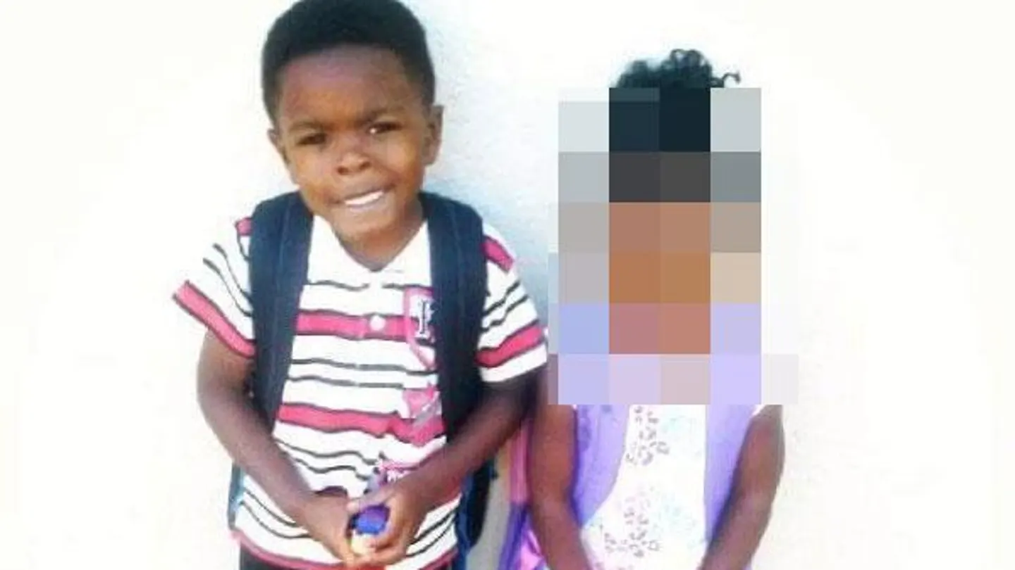 El menor fallecido junto con su hermana pequeña El menor fallecido junto con su hermana pequeña