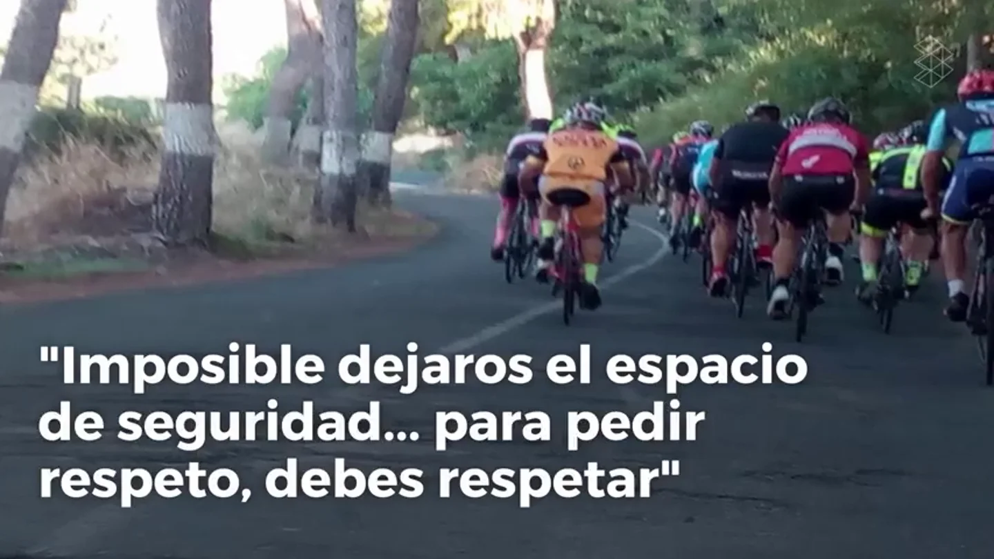 Un conductor explota contra un grupo de ciclistas: "Para pedir respeto antes debes respetar" Un conductor explota contra un grupo de ciclistas: "Para pedir respeto antes debes respetar"