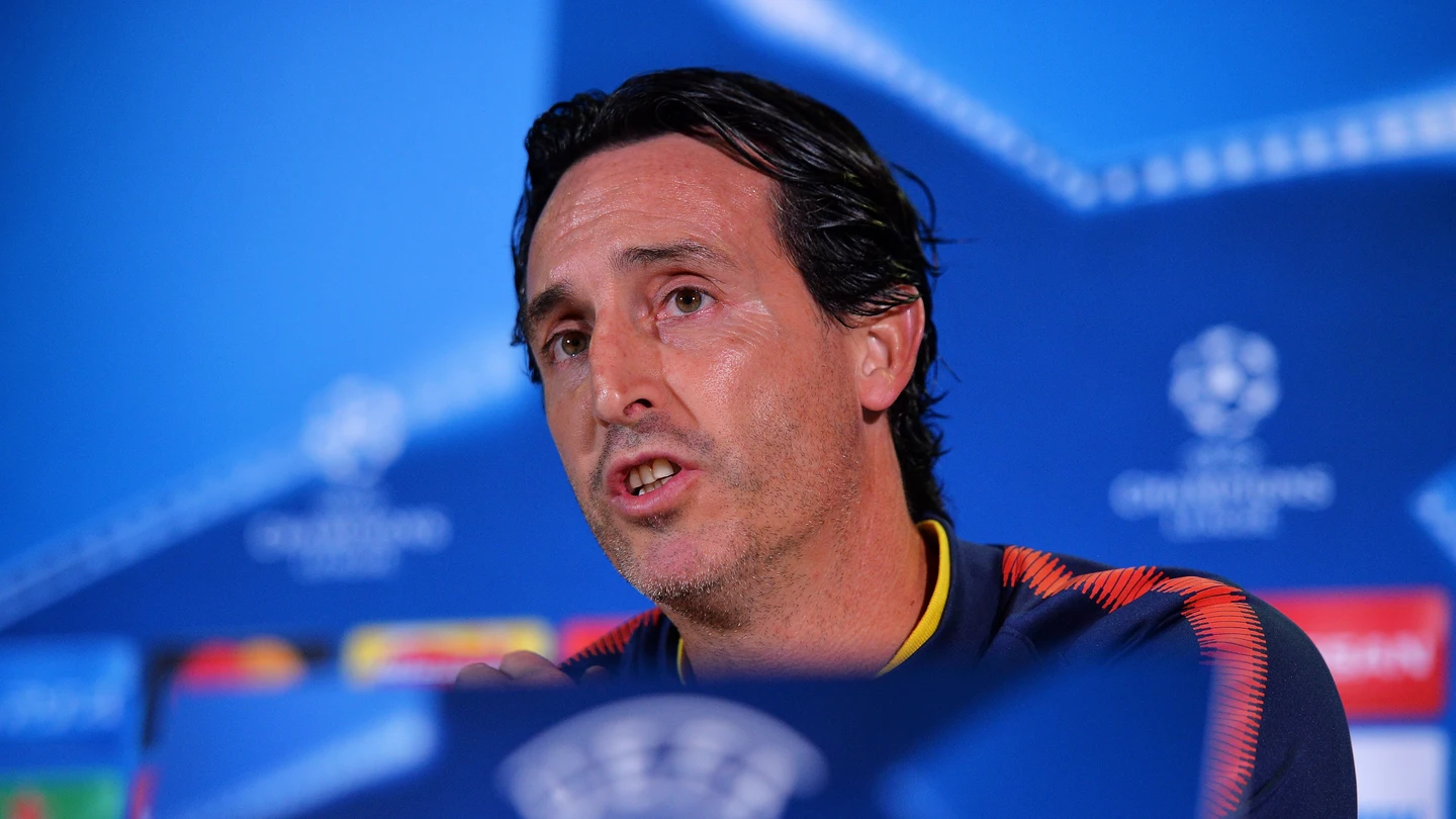 Emery en una rueda de prensa Emery en una rueda de prensa