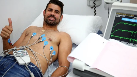 Diego Costa pasa el reconocimiento médico con el Atlético