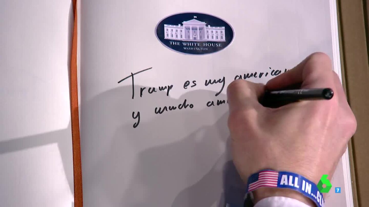 La 'firma' de Mariano Rajoy en el libro de honor de la Casa Blanca