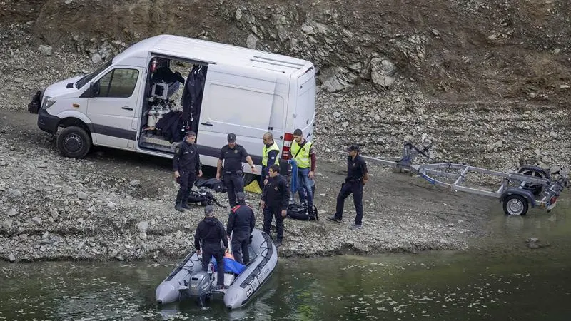 Los Mossos d'Esquadra en el pantano de Susqueda