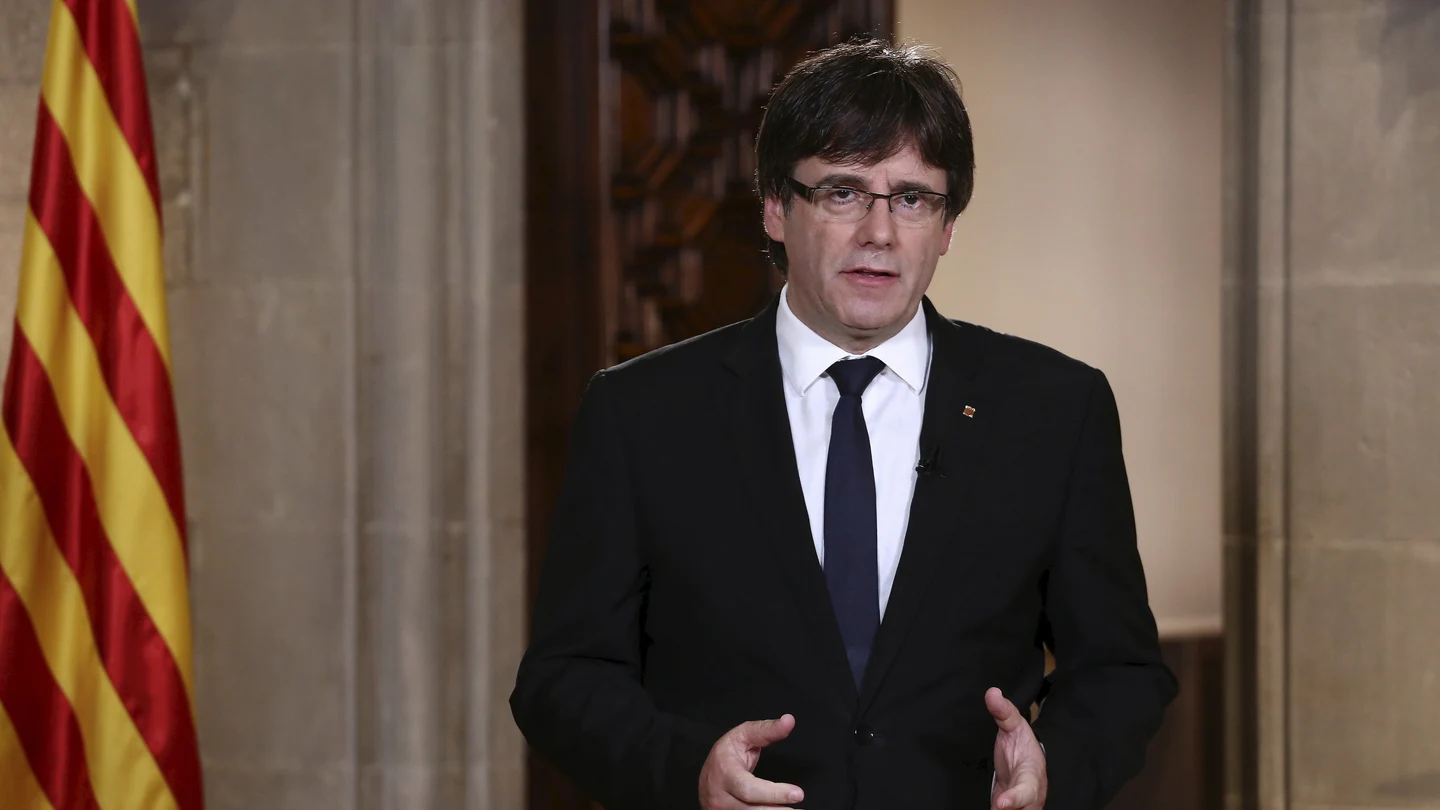 Carles Puigdemont, durante la declaración institucional Carles Puigdemont, durante la declaración institucional