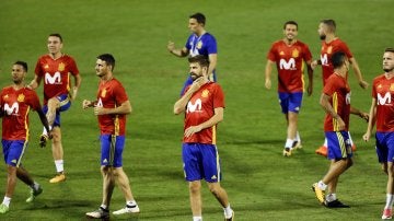 Gerard Piqué, durante el último entrenamiento de la selección española