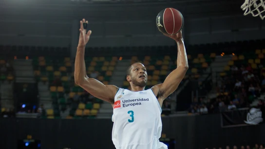 Anthony Randolph machaca el aro del Retabet Bilbao Anthony Randolph machaca el aro del Retabet Bilbao