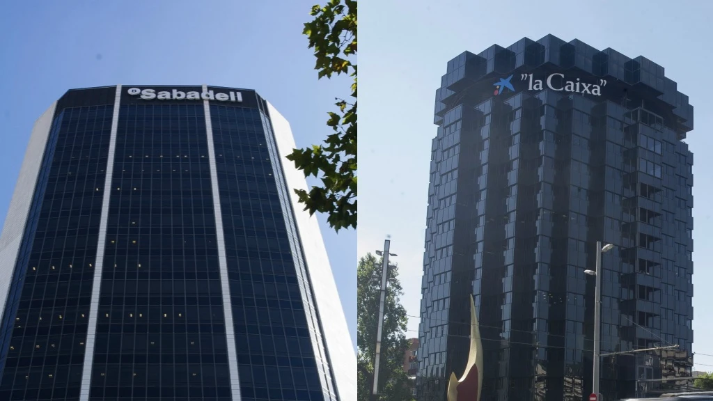 Sedes de CaixaBank y Sabadell