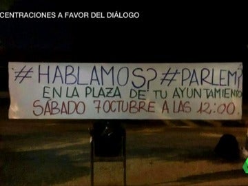 Concentración convocada de forma espontánea por los ciudadanos a través de #Hablemos Concentración convocada de forma espontánea por los ciudadanos a través de #Hablemos