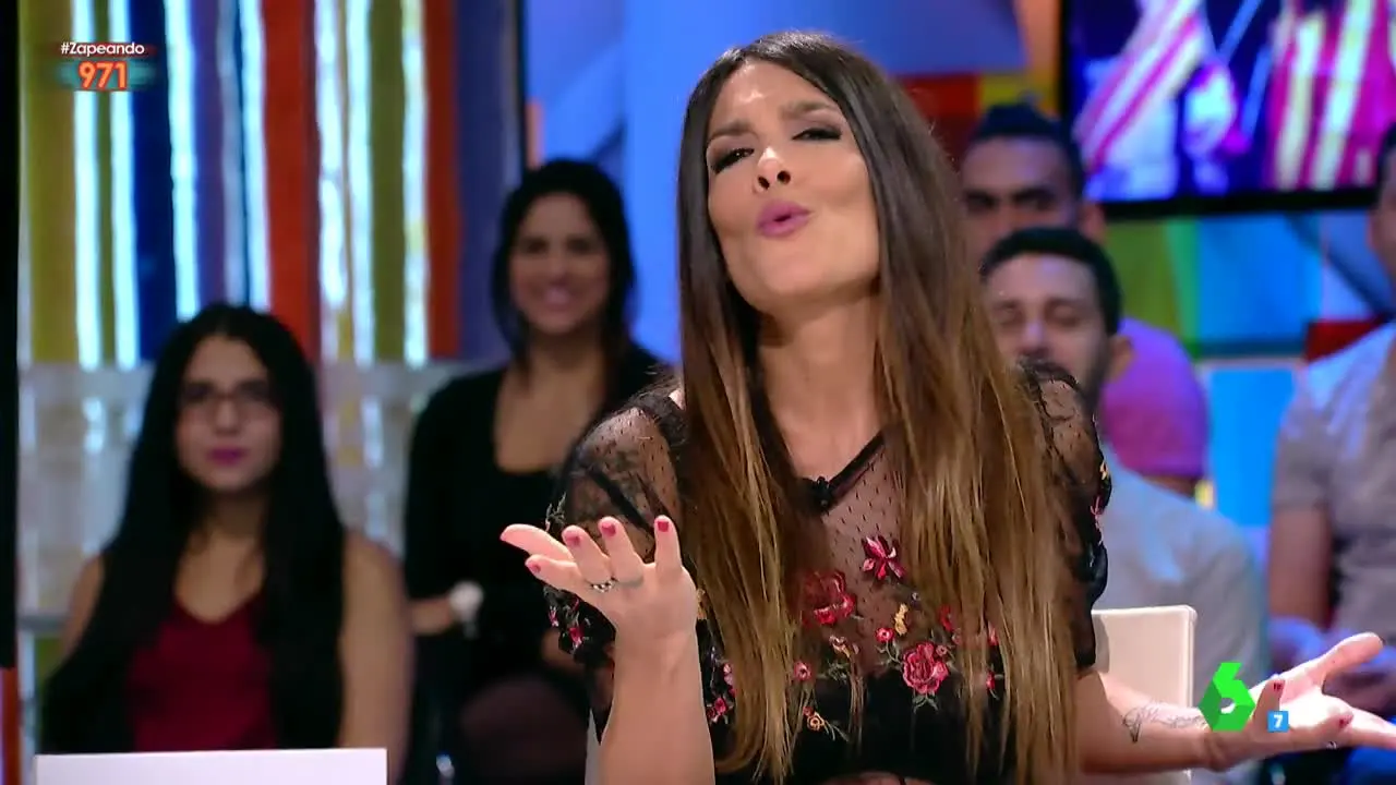 Lorena Castell canta en Zapeando