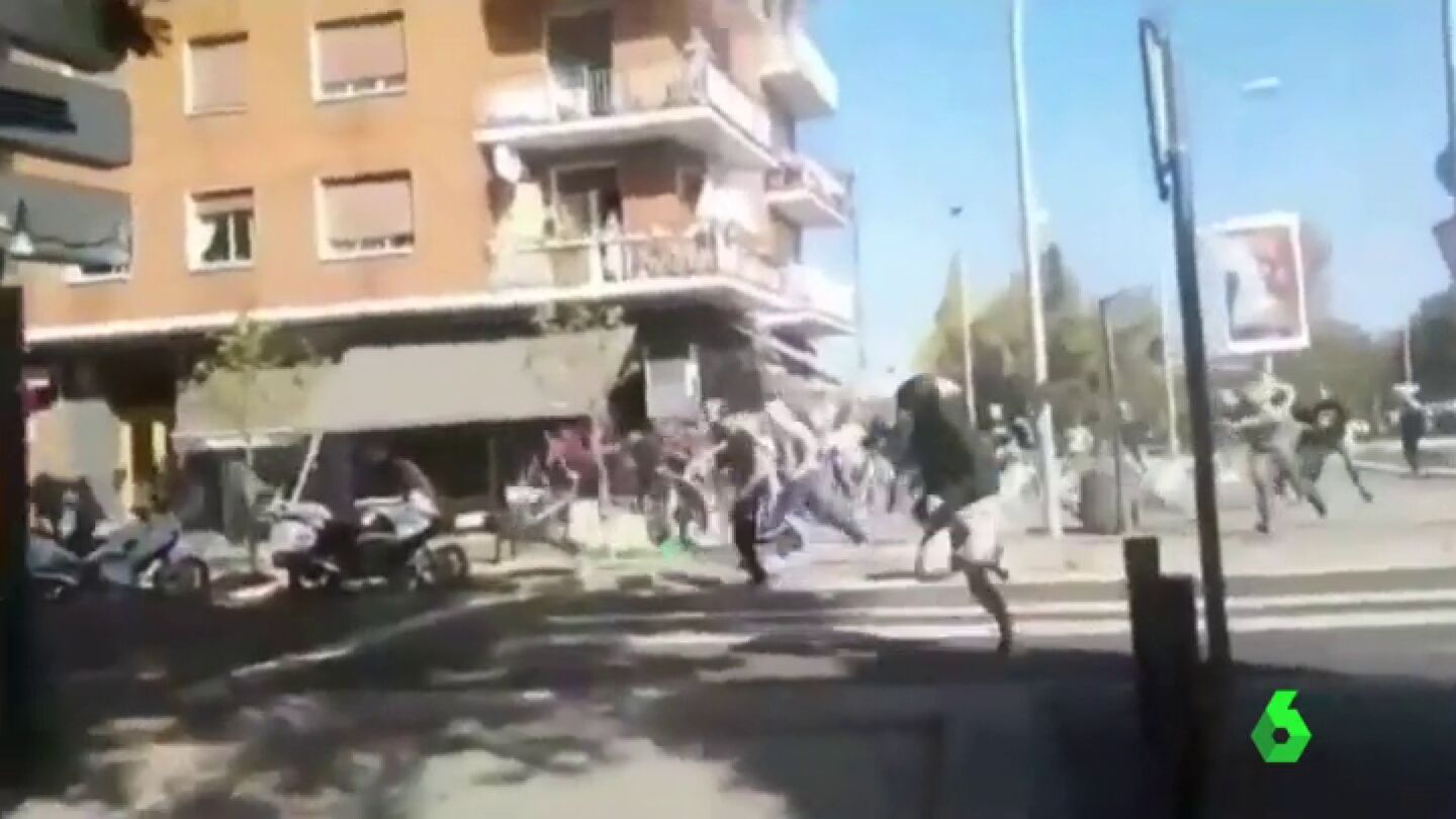Multitudinaria pelea entre ultras del Alav&eacute;s y del Racing de Santander en las calles de Vitoria