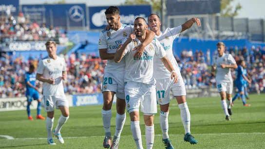 Benzema celebra un gol con el Real Madrid Benzema celebra un gol con el Real Madrid