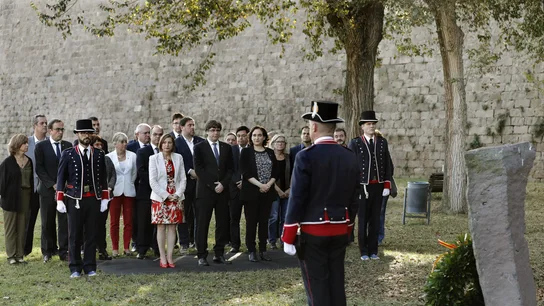 Carles Puigdemont, Ada Colau y Carme Forcadell durante el homenaje al exexpresident Luís Companys Carles Puigdemont, Ada Colau y Carme Forcadell durante el homenaje al exexpresident Luís Companys
