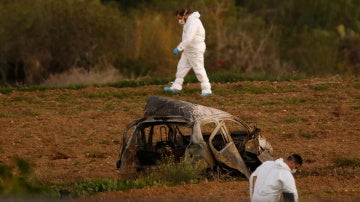 Coche de Daphne Caruana Galizia, periodista asesinada en Malta