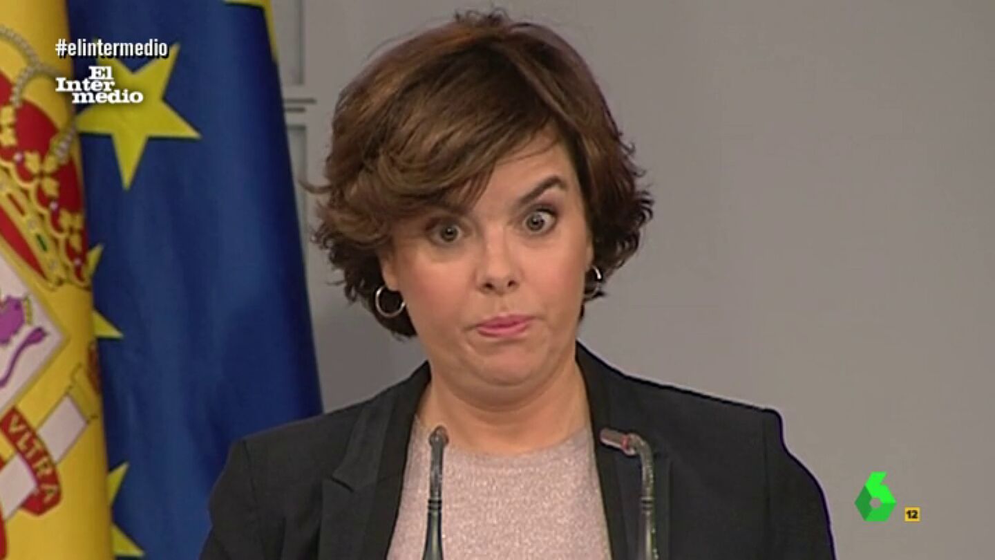 Carles Puigdemont responde "s&iacute;,no" ante la desesperaci&oacute;n de Soraya S&aacute;enz de Santamar&iacute;a