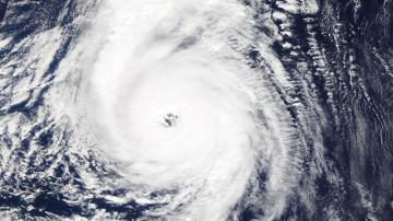 Imagen del huracán Ophelia tomada por la NASA