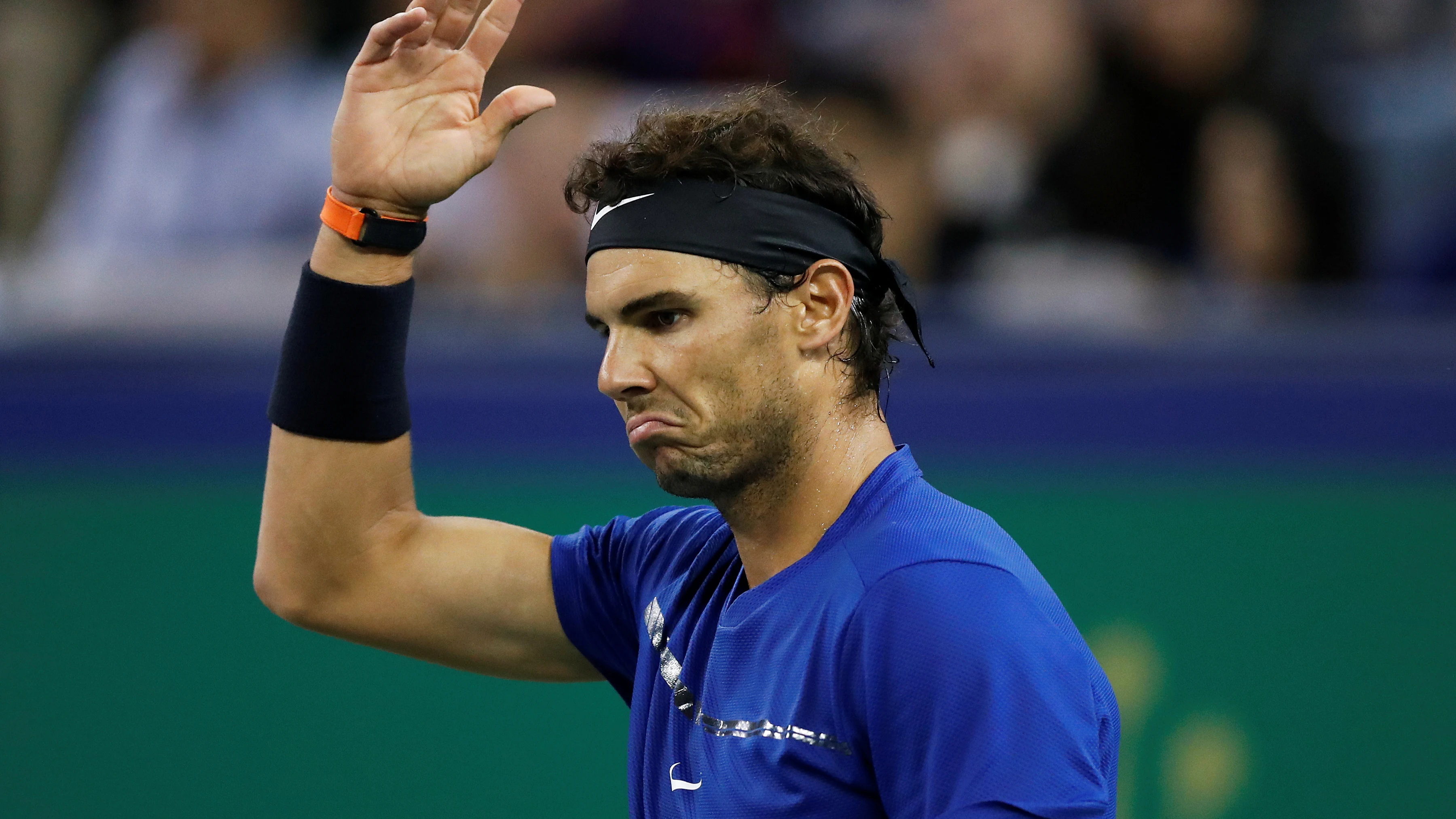 Nadal lamenta un punto en la final contra Federer en Shanghai