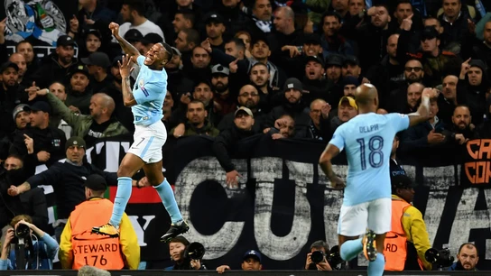 Sterling celebra el 1-0 ante el Nápoles Sterling celebra el 1-0 ante el Nápoles