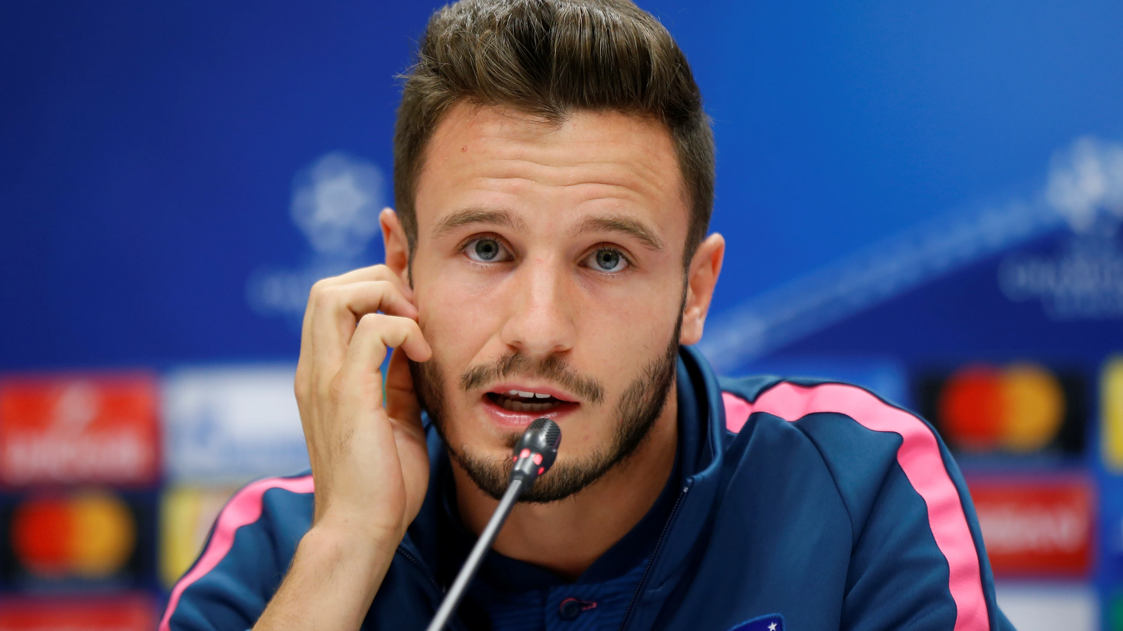 Sa&uacute;l, durante la rueda de prensa