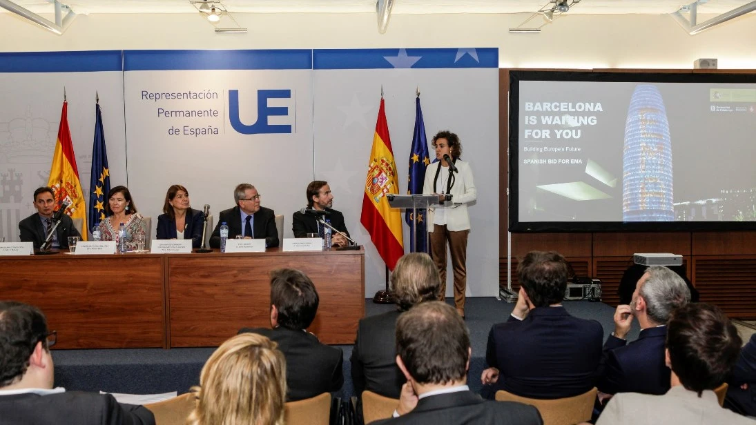 Dolors Montserrat en la presentación de la candidatura de Barcelona para albergar la Agencia Europea del Medicamento