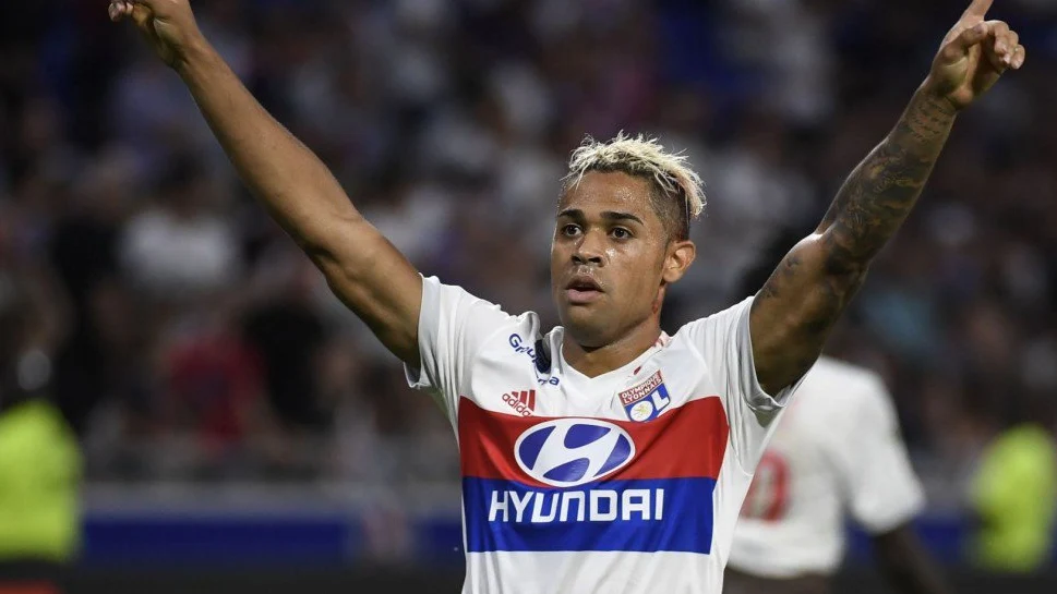 Mariano, en un partido con el Lyon. 