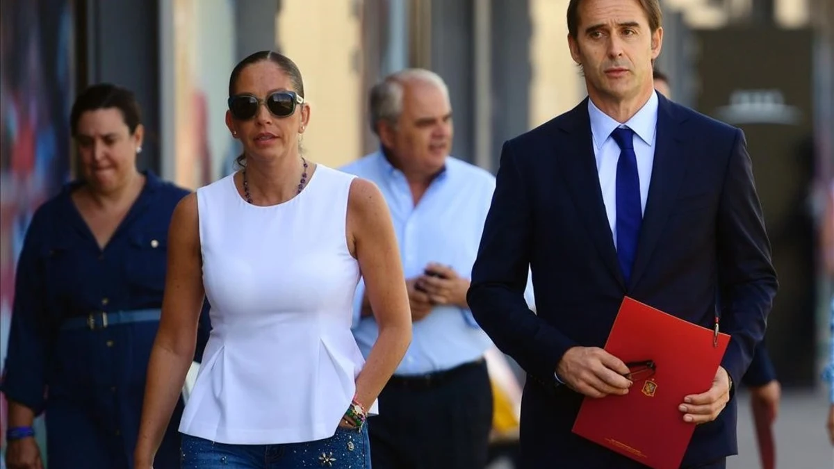 María José Claramunt junto a Julen Lopetegui María José Claramunt junto a Julen Lopetegui