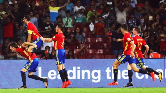 Los jugadores de la selección española Sub-17 celebran un gol Los jugadores de la selección española Sub-17 celebran un gol