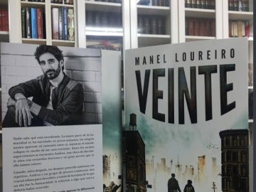 Portada y contraportada de 'Veinte' Portada y contraportada de 'Veinte'