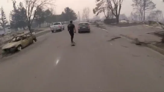 Dos hermanos muestran en un vídeo el antes y el después del incendio de California Dos hermanos muestran en un vídeo el antes y el después del incendio de California