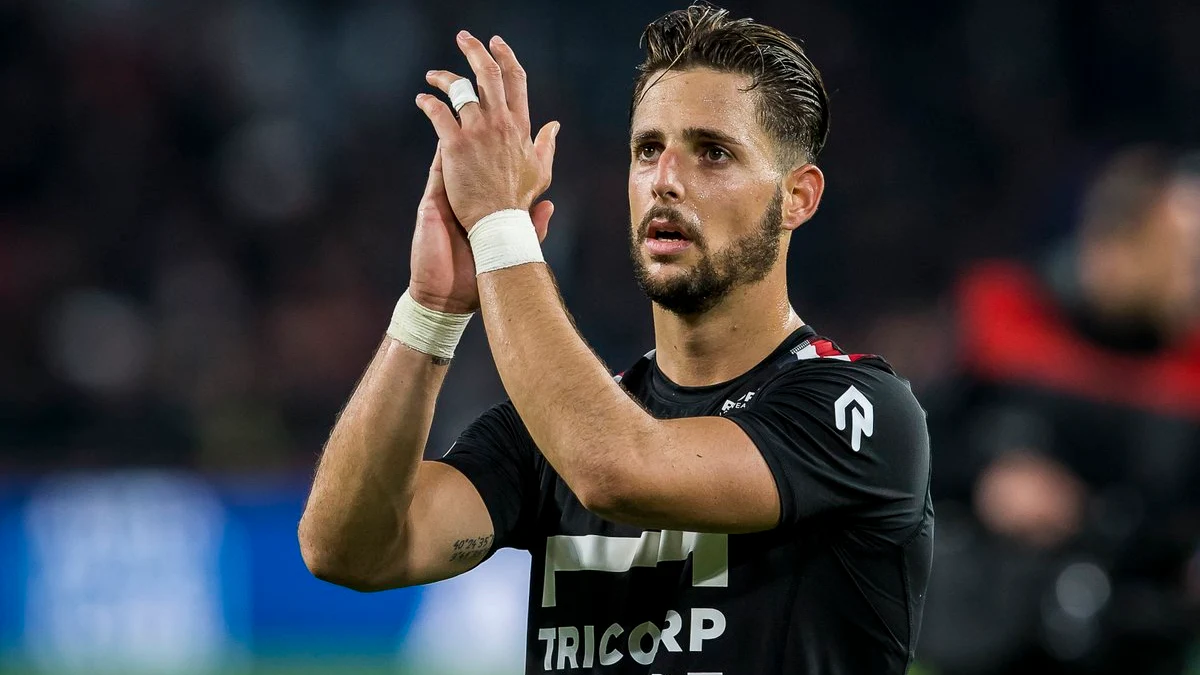 Fran Sol, durante un partido con el Willem II