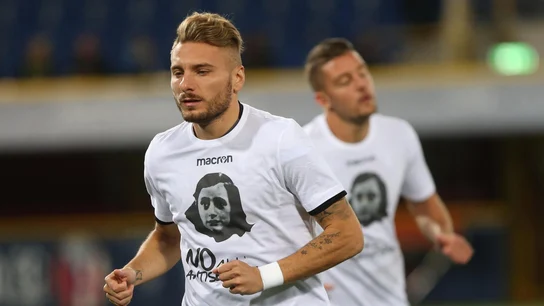 Jugadores de la Lazio con camisetas de Ana Frank Jugadores de la Lazio con camisetas de Ana Frank