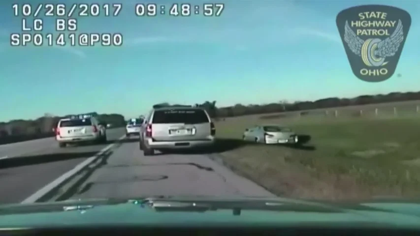 Un niño de diez años protagoniza una sorprendente persecución policial en una carretera de Ohio