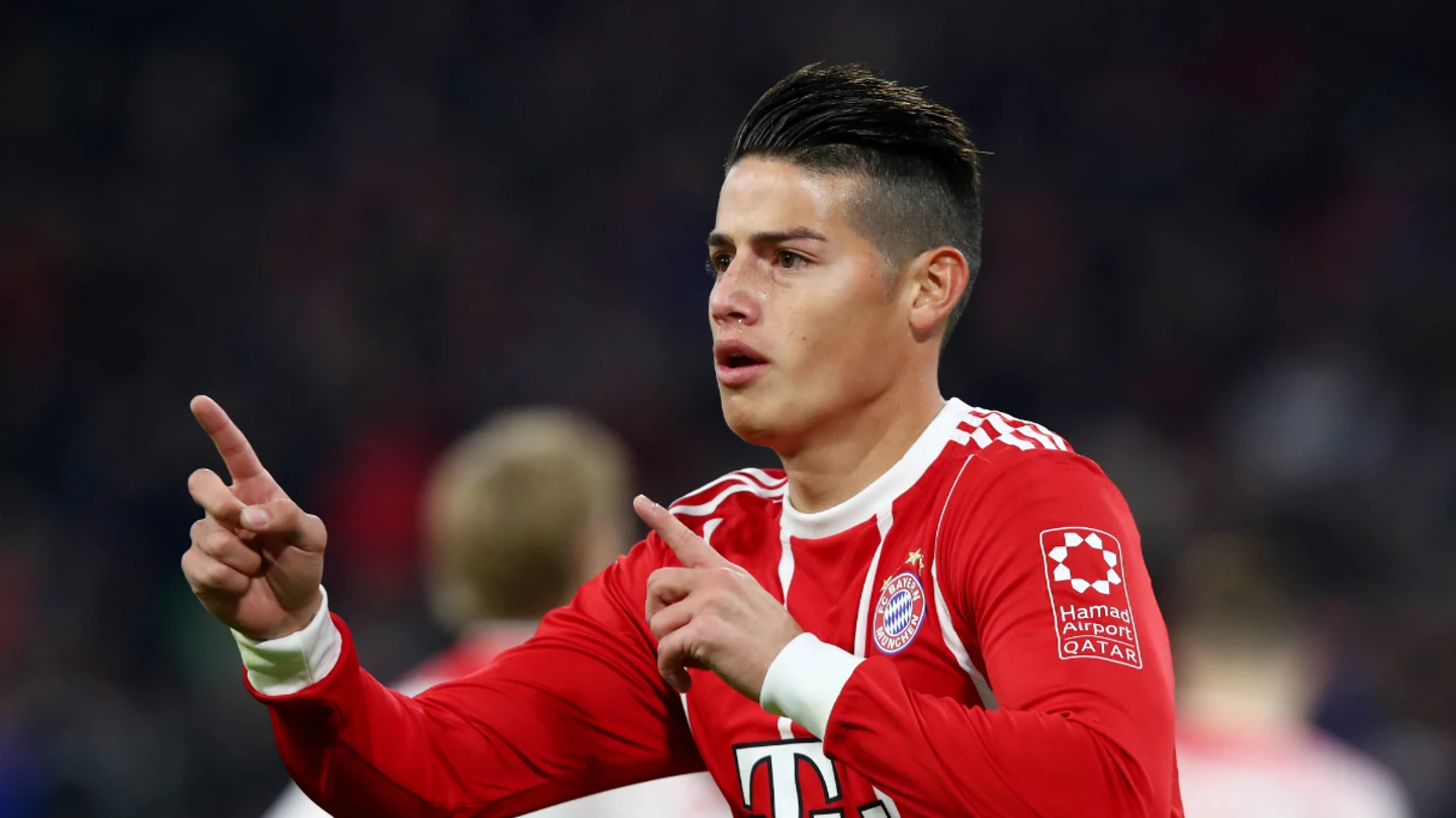 James celebra un gol con el Bayern James celebra un gol con el Bayern
