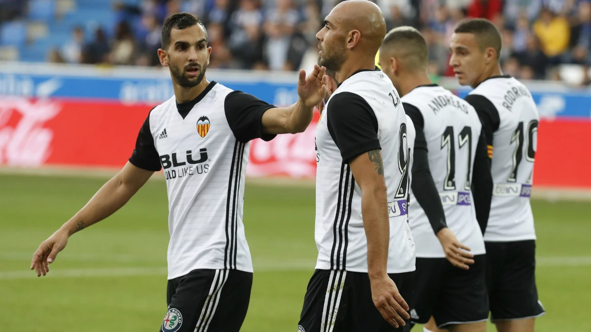 Zaza celebra un gol con el Valencia