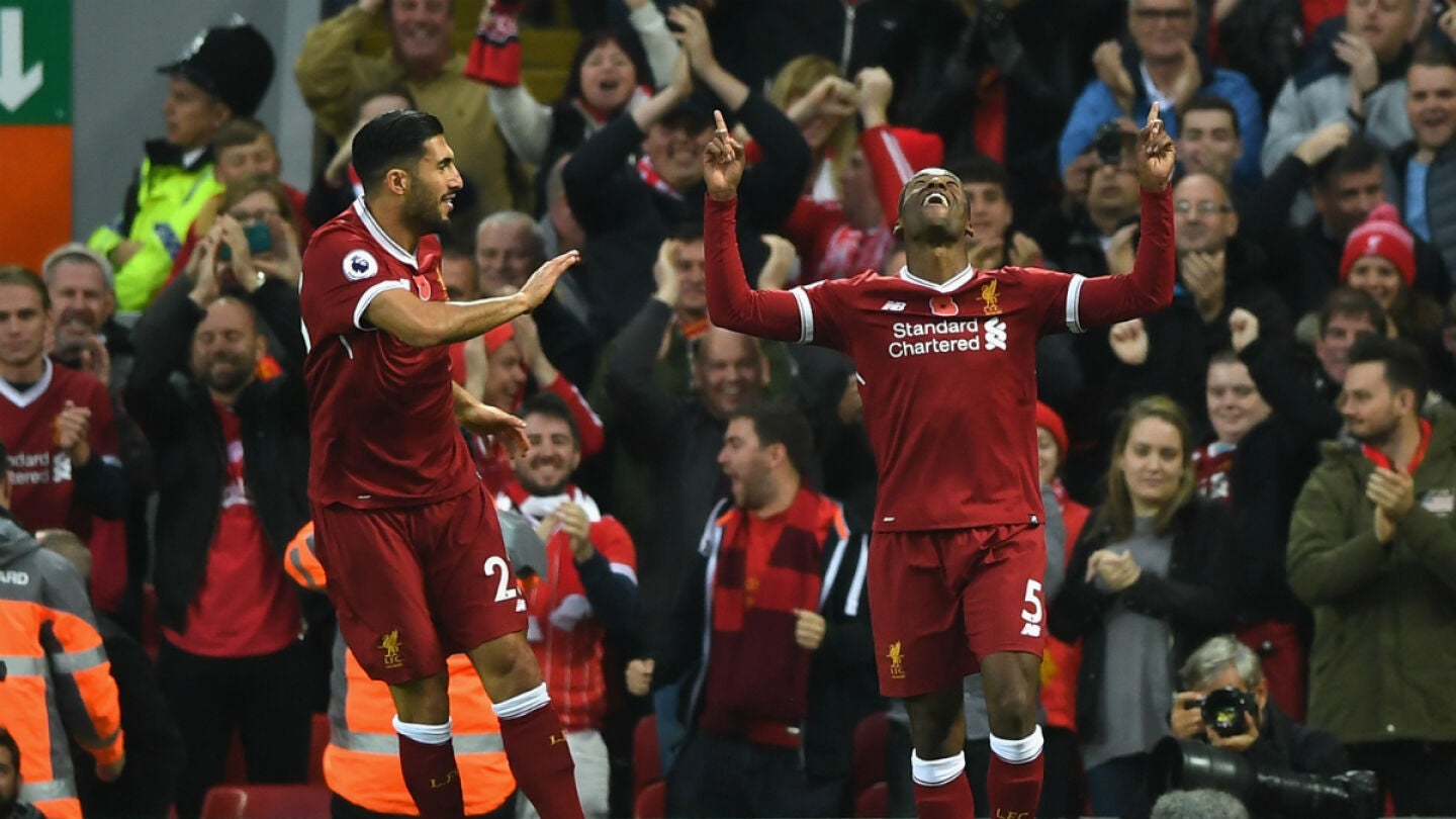 Wijnaldum celebra un gol