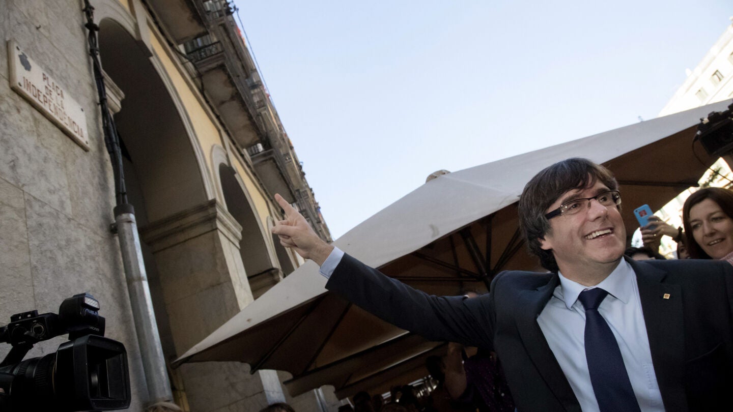 El president cesado de la Generalitat de Catalu&ntilde;a, Carles Puigdemont