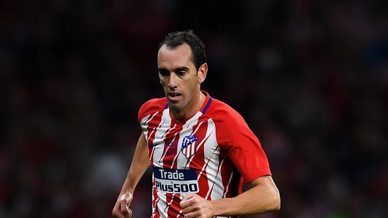 Godín, durante un partido con el Atlético de Madrid Godín, durante un partido con el Atlético de Madrid
