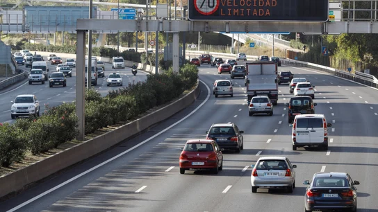 Imagen de vehículos circulando por la M30 Imagen de vehículos circulando por la M30