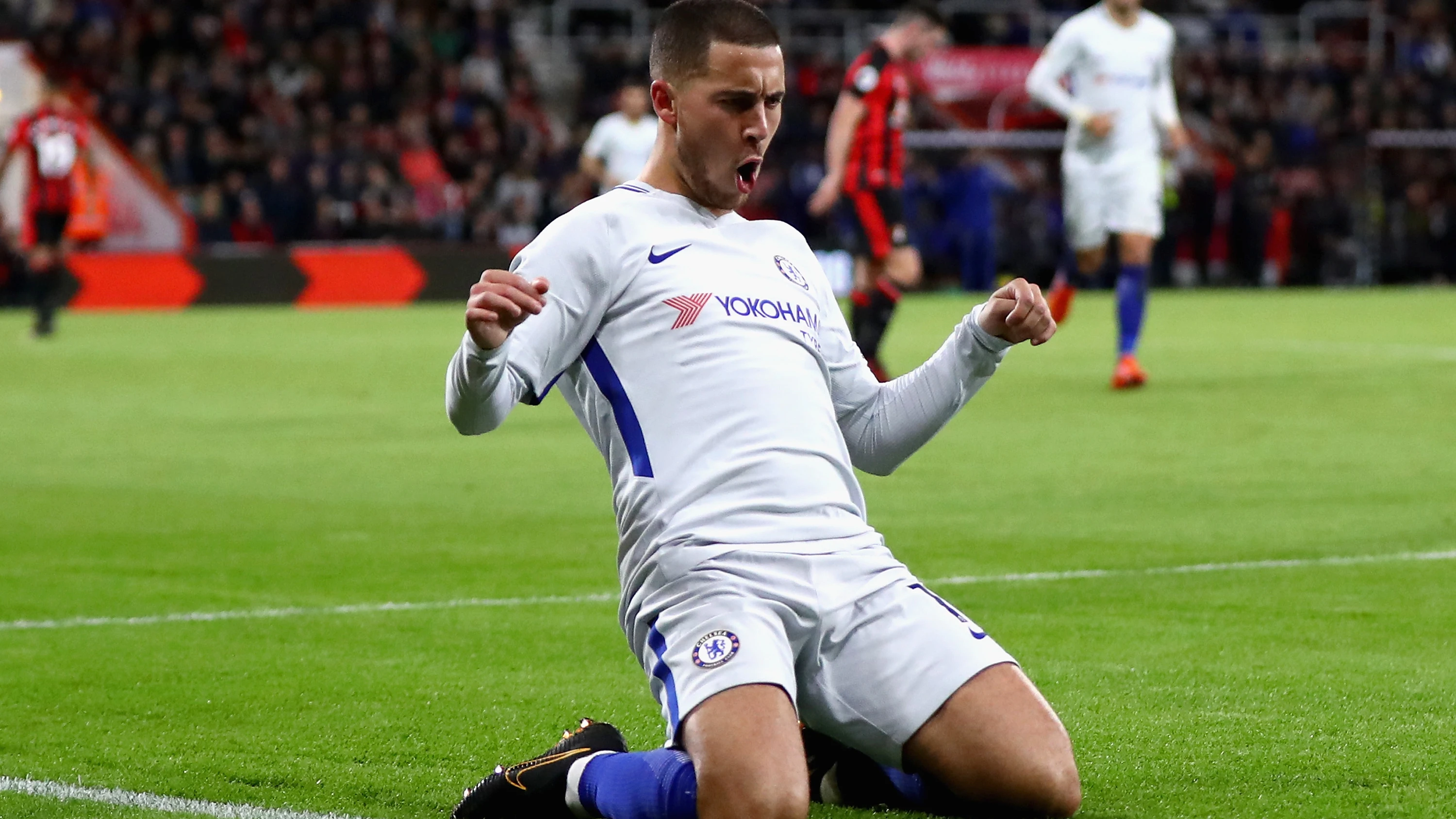 Hazard celebra uno de sus goles con el Chelsea