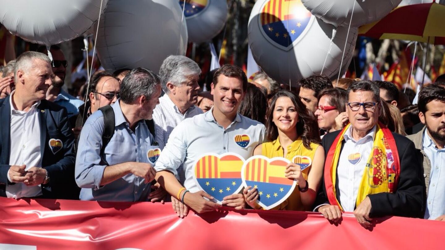 Albert Rivera e In&eacute;s Arrimadas durante la manifestaci&oacute;n en Barcelona