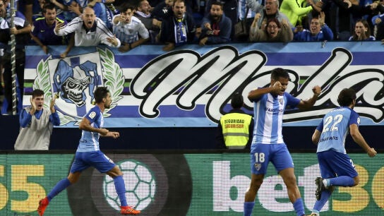 Adri&aacute;n Gonz&aacute;lez celebra su gol ante el Celta