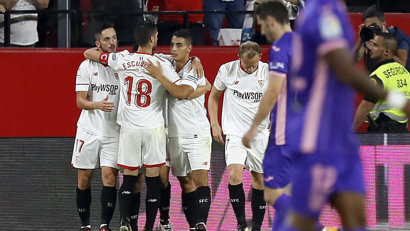El Sevilla celebra un gol
